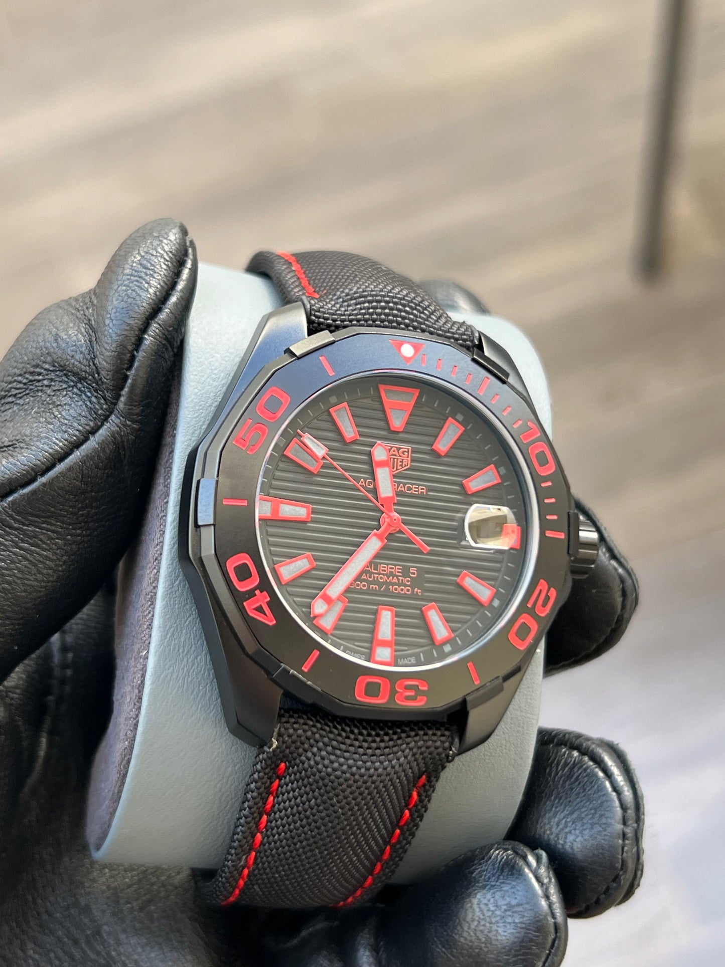 Reloj automático Aquaracer Calibre 5 con esfera negra para hombre WAY208A.FC6381