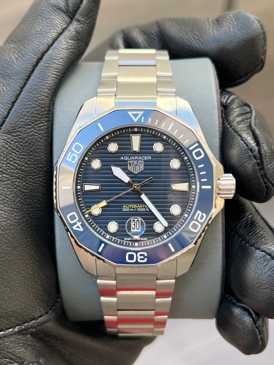 TAG Heuer Aquaracer Professional 300 Date  Automático, 43 mm, Acero WBP201B.BA0632