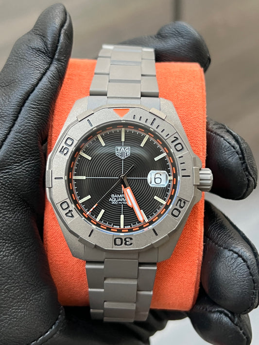 EDICIÓN LIMITADA  TAG Heuer Aquaracer Date x Bamford  Automático, 43 mm, Titanio WAY208F.BF0638